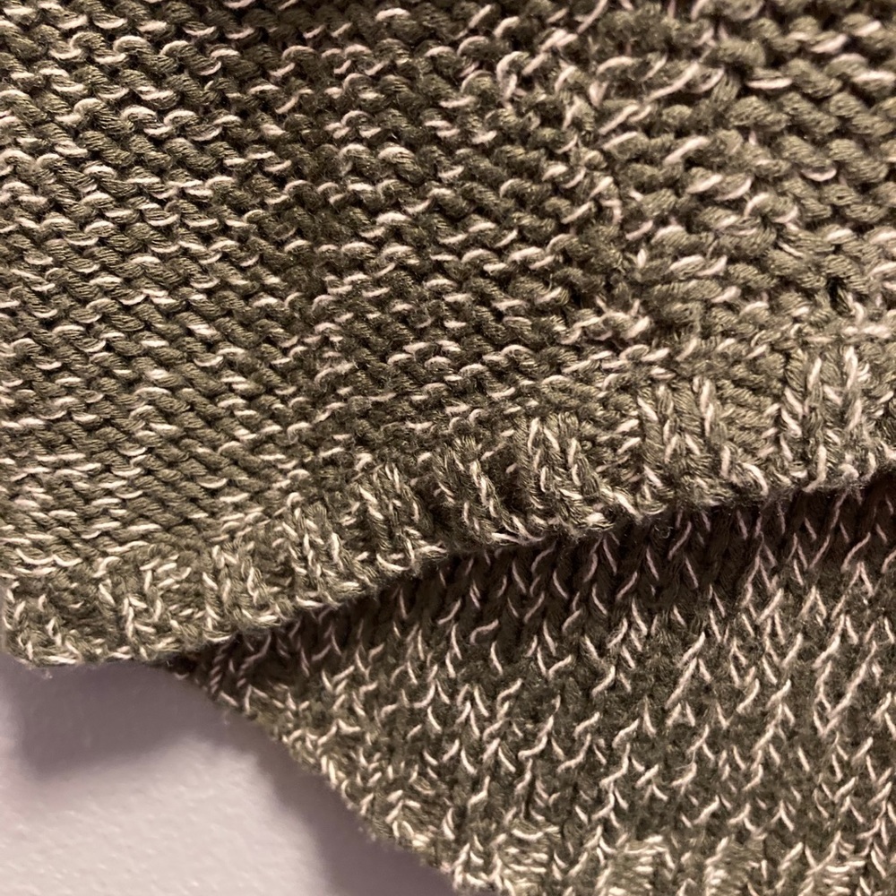 Design Lab Sweater Beautiful Like New - image 4